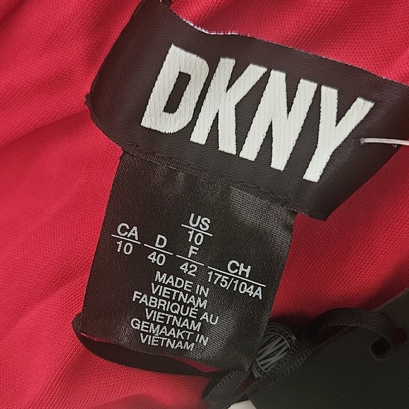 DKNY Red glitter ruffled dress Balloon sleeve with belt at waist size 10 - Picture 8 of 10